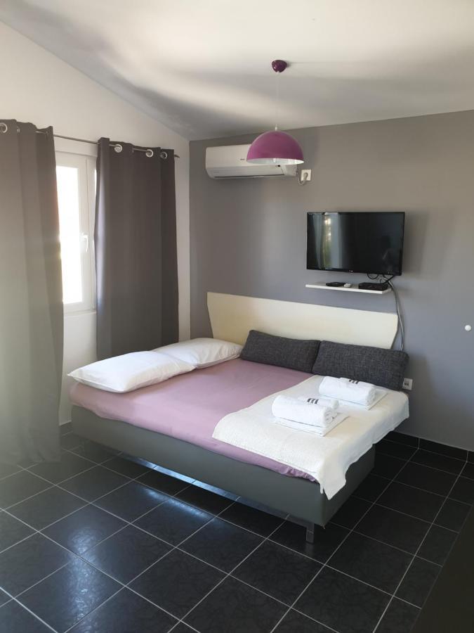 Apartments Zdenka Vinišće 외부 사진