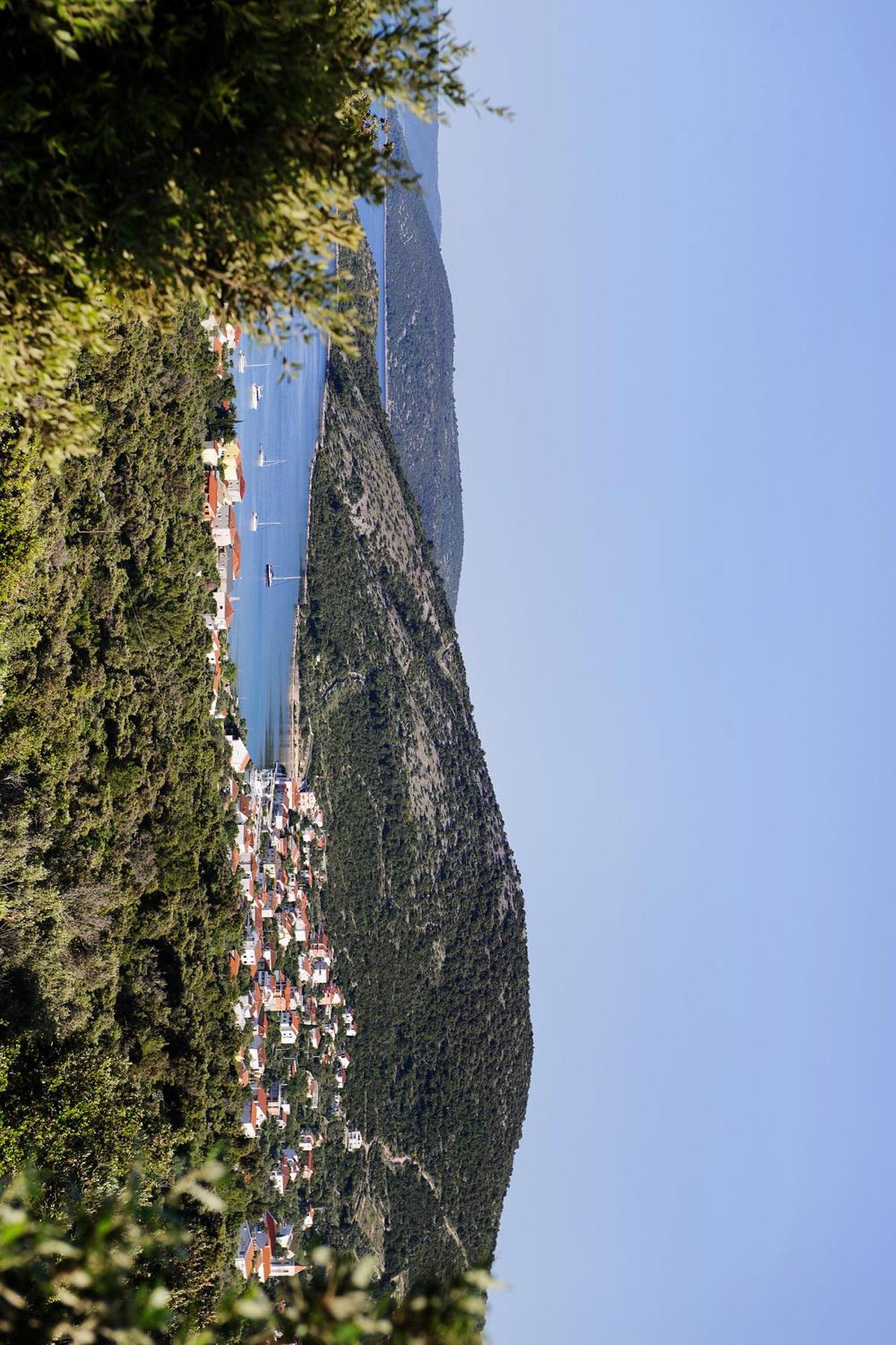 Apartments Zdenka Vinišće 외부 사진