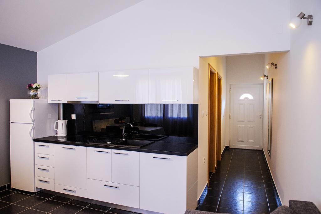 Apartments Zdenka Vinišće 외부 사진