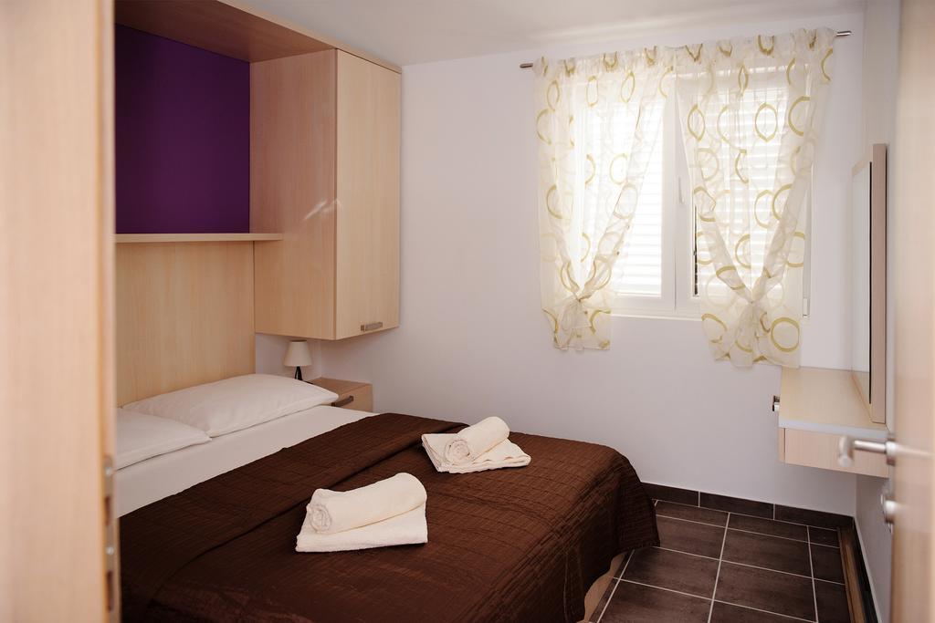 Apartments Zdenka Vinišće 외부 사진